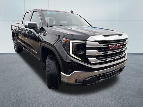 Used 2024 GMC Sierra 1500 SLE AWD/4WD image 5