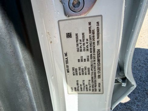 Used 2021 Tesla Model 3 Performance image 15