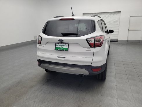 Used 2018 Ford Escape SE w/ Ford Safe & Smart Package image 7