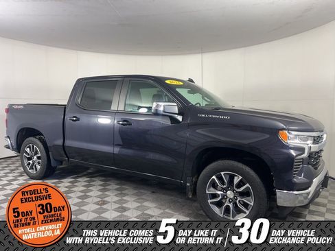 Certified 2022 Chevrolet Silverado 1500 LT image 2