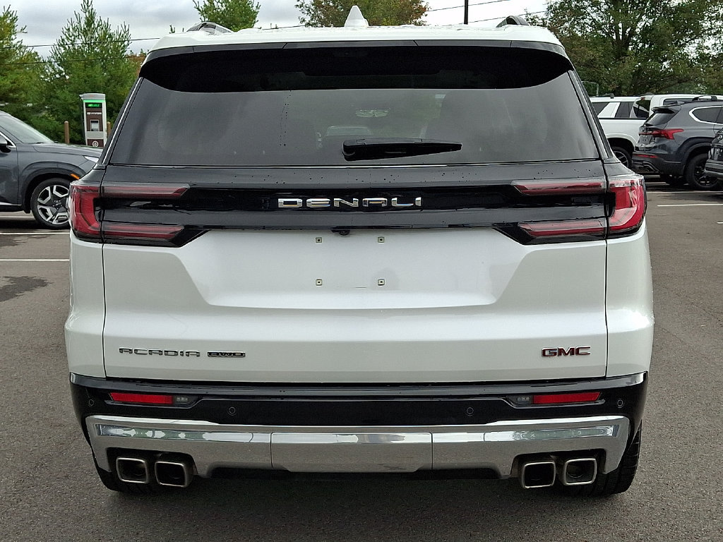 Used 2024 GMC Acadia Denali w/ Super Cruise Package AWD/4WD image 8