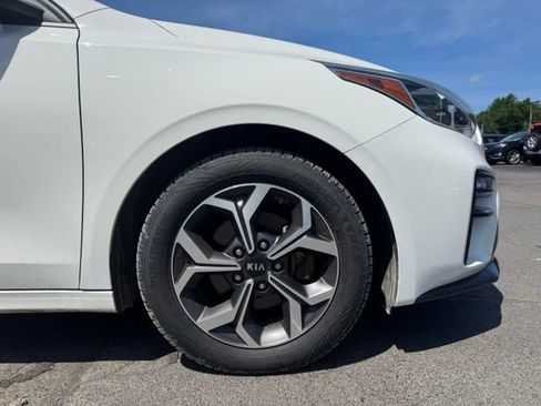 Used 2020 Kia Forte LXS FWD image 11