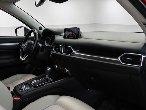 Used 2018 MAZDA CX-5 Touring w/ Preferred Equipment Package AWD/4WD image 22