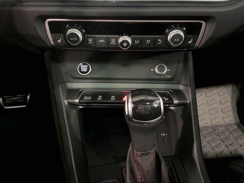 Certified 2025 Audi Q3 2.0T Premium Plus w/ Premium Plus Package image 32