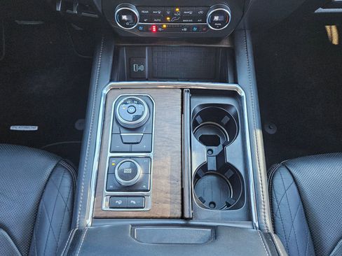 Used 2020 Ford Expedition Max Platinum image 12