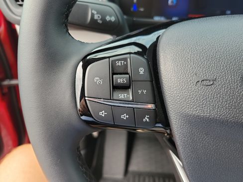 Used 2026 Ford Escape Active w/ Tech Pack #1 FWD image 21