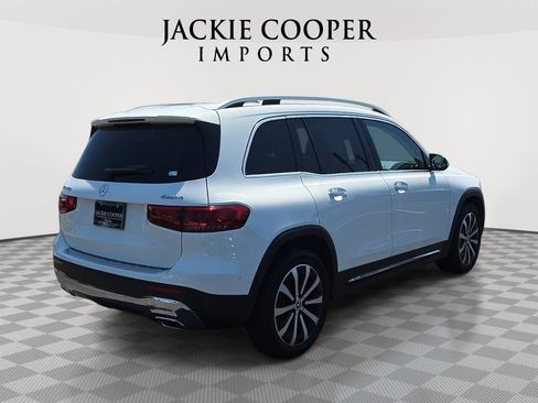 Used 2020 Mercedes-Benz GLB 250 4MATIC image 5