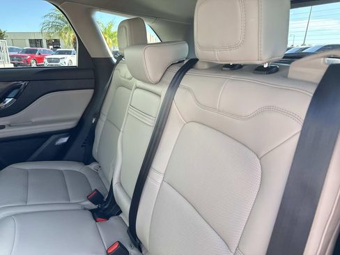 New 2026 Lincoln Corsair Premiere image 13