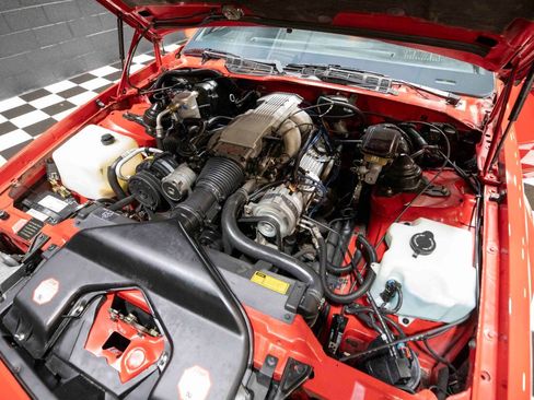 Used 1989 Chevrolet Camaro IROC-Z image 2