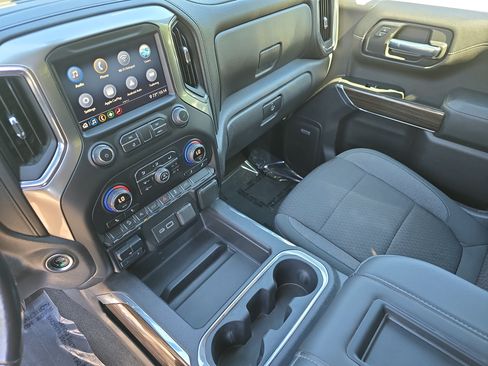 Used 2020 Chevrolet Silverado 1500 RST AWD/4WD image 25
