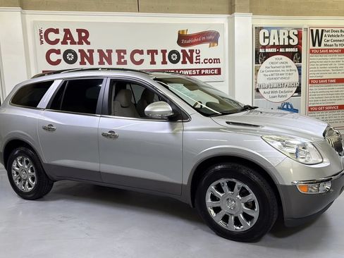 Used 2012 Buick Enclave Leather FWD image 4