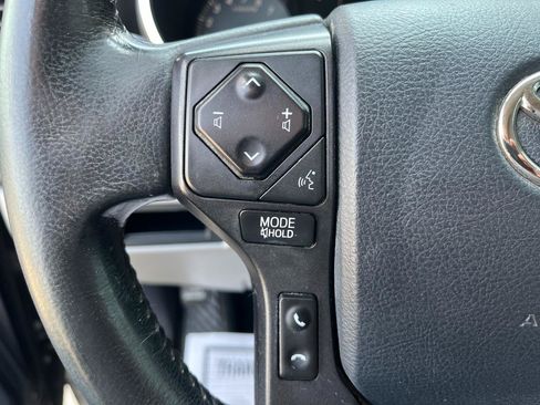 Used 2018 Toyota Sequoia SR5 w/ Premium Package AWD/4WD image 28