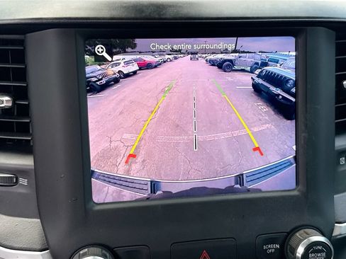 Used 2021 RAM 1500 Big Horn AWD/4WD image 15
