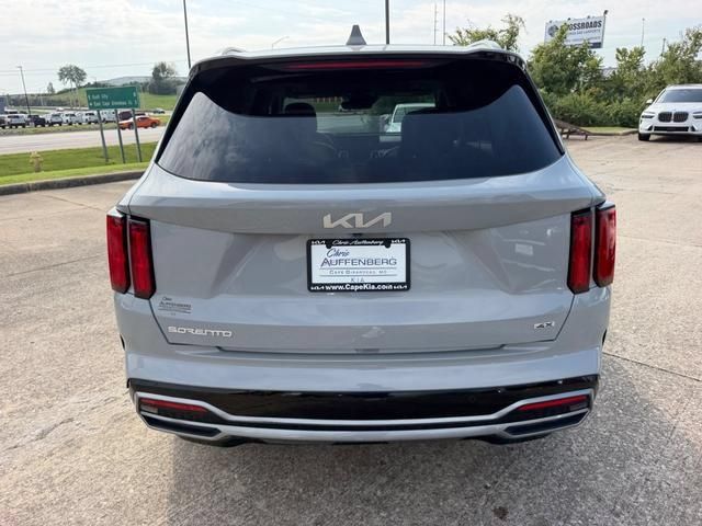 Certified 2023 Kia Sorento SX AWD/4WD image 4