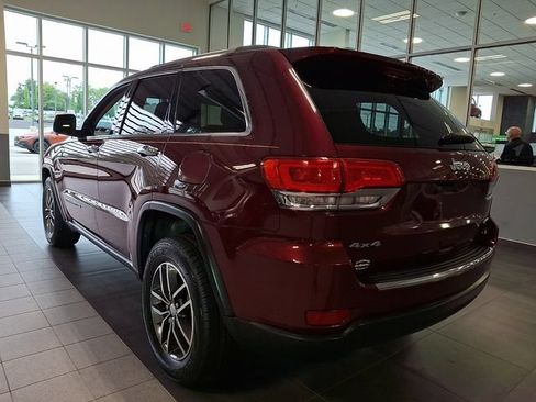 Used 2018 Jeep Grand Cherokee Limited AWD/4WD image 4