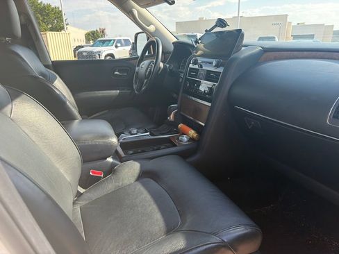 Used 2022 Nissan Armada SL AWD/4WD image 10