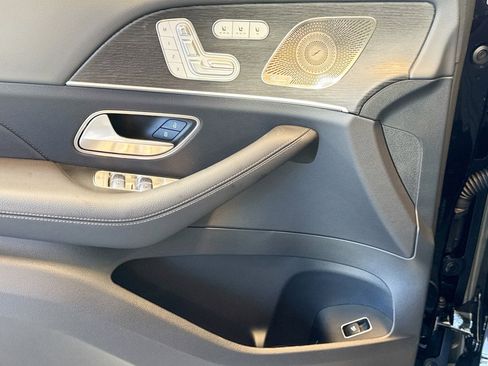 New 2026 Mercedes-Benz GLS 450 4MATIC image 16