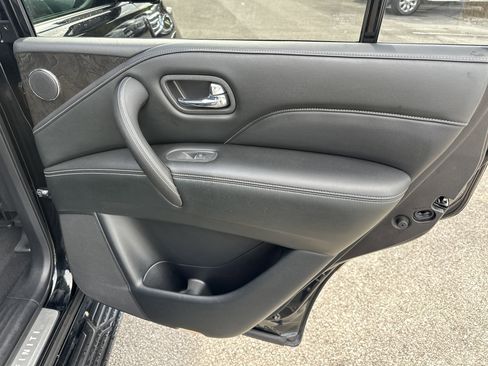 Used 2020 INFINITI QX80 Luxe w/ Proassist Package image 18