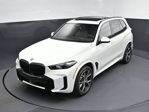New 2026 BMW X5 xDrive40i w/ M Sport Package AWD/4WD image 30