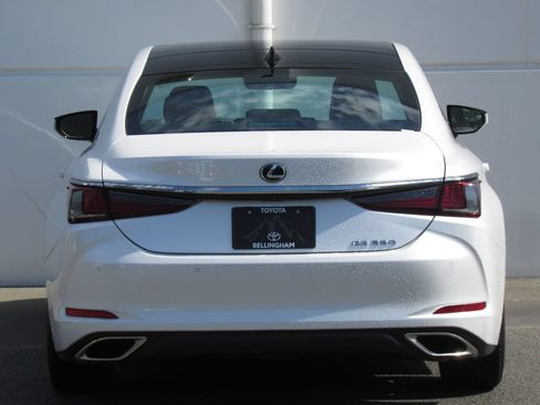 Used 2022 Lexus ES 350 w/ Luxury Package FWD image 7