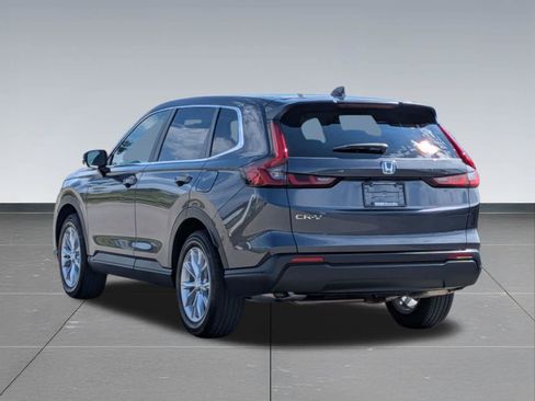Used 2024 Honda CR-V EX image 3