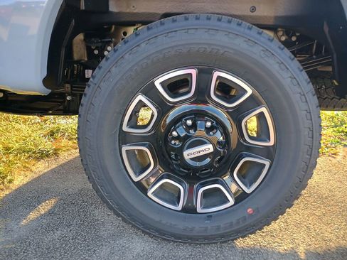 New 2026 Ford F250 Platinum image 25