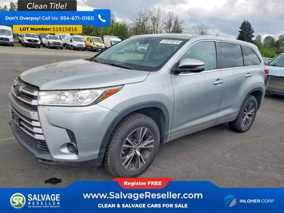 Used 2017 Toyota Highlander LE