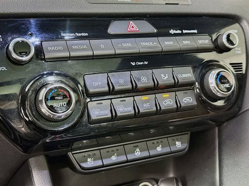 Used 2020 Kia Sportage SX image 18