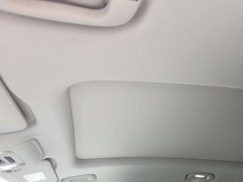 Certified 2023 Buick Envision Avenir AWD/4WD image 25