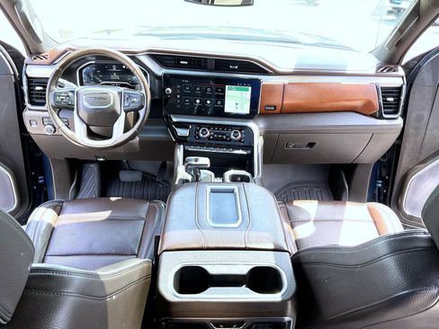 Used 2022 GMC Sierra 1500 Denali AWD/4WD image 12