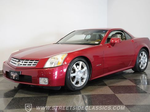 Used 2005 Cadillac XLR image 7