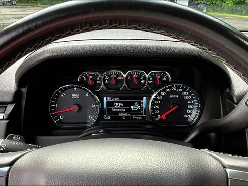 Used 2020 Chevrolet Tahoe LT RWD image 15