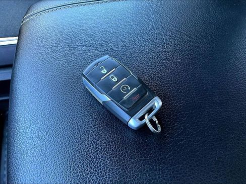 Used 2021 RAM 1500 Lone Star image 11