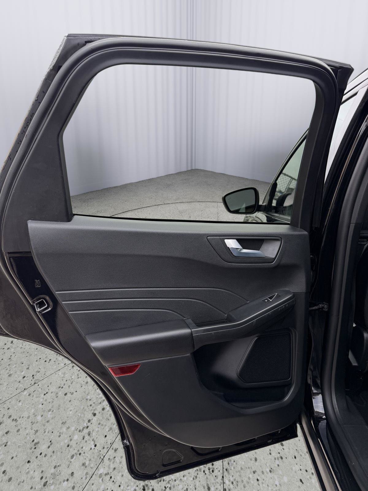 Used 2025 Ford Escape ST-Line AWD/4WD image 20