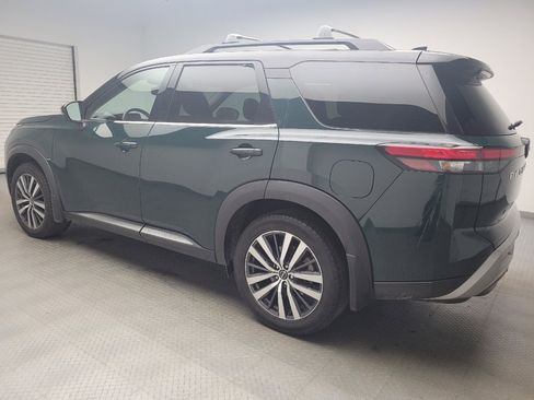 Used 2022 Nissan Pathfinder Platinum w/ Cargo Package AWD/4WD image 3