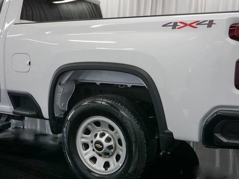 Used 2025 Chevrolet Silverado 2500 W/T AWD/4WD image 7