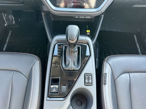 Certified 2025 Subaru Crosstrek 2.5i Limited image 33