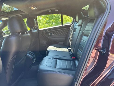 Used 2018 Ford Taurus SHO AWD/4WD image 13