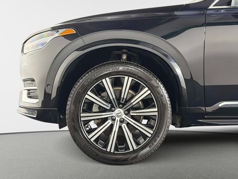 Used 2025 Volvo XC90 B6 Plus AWD/4WD image 19
