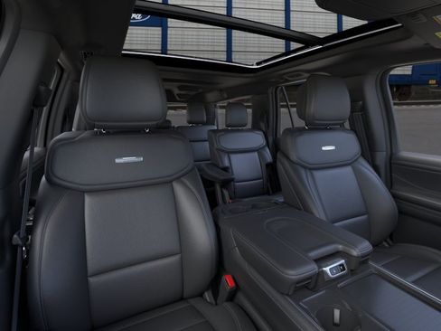 New 2026 Ford Expedition Max Platinum image 13