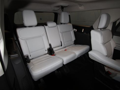 New 2027 Ford Expedition Max Platinum AWD/4WD image 27