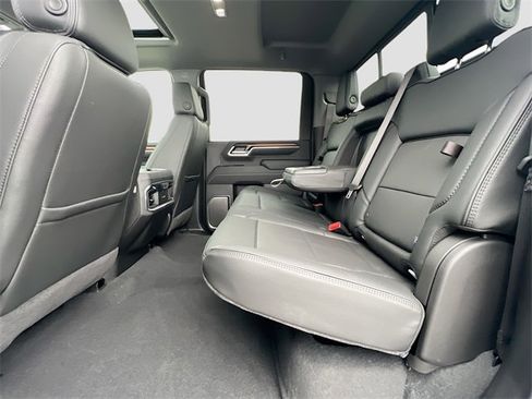 New 2026 GMC Sierra 2500 Denali w/ Denali Reserve Package image 17