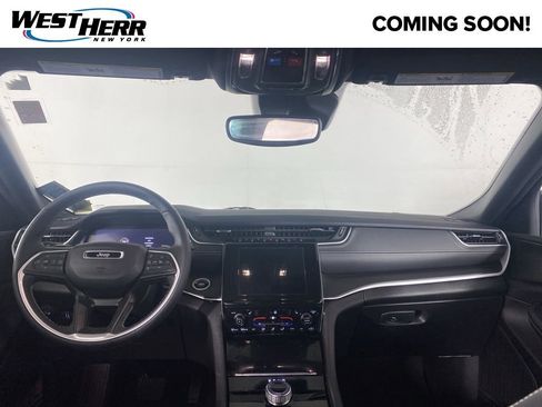 Used 2023 Jeep Grand Cherokee L Laredo AWD/4WD image 19