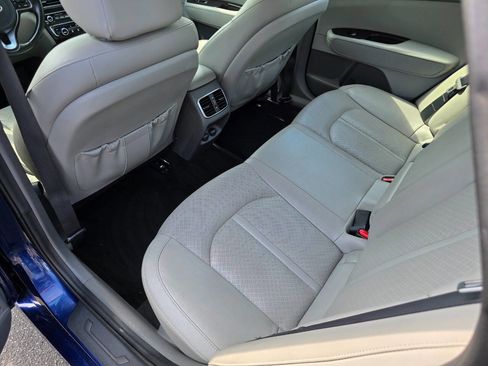 Used 2018 Kia Optima EX FWD image 25