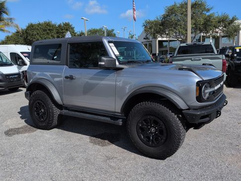 Used 2022 Ford Bronco Wildtrak AWD/4WD image 2