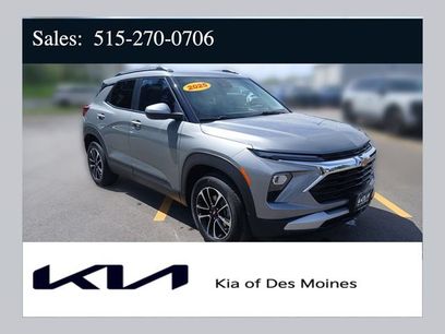 Used 2025 Chevrolet TrailBlazer LT w/ Driver Confidence Package