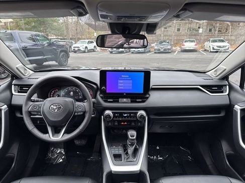 Certified 2024 Toyota RAV4 XLE Premium image 15