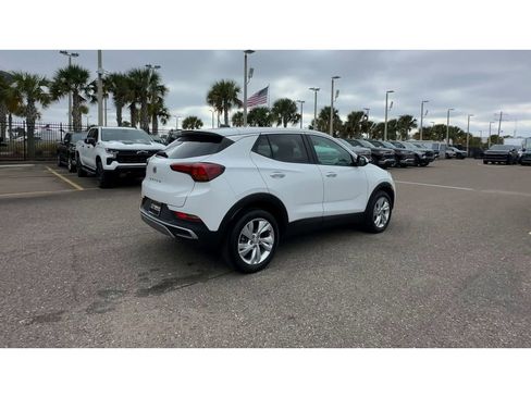 Used 2025 Buick Encore GX Preferred image 2