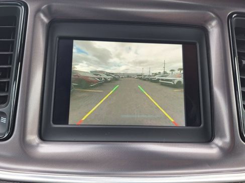 Used 2021 Dodge Challenger SXT w/ Driver Convenience Group image 15