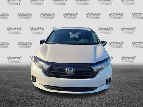 Used 2024 Honda Odyssey Sport image 3